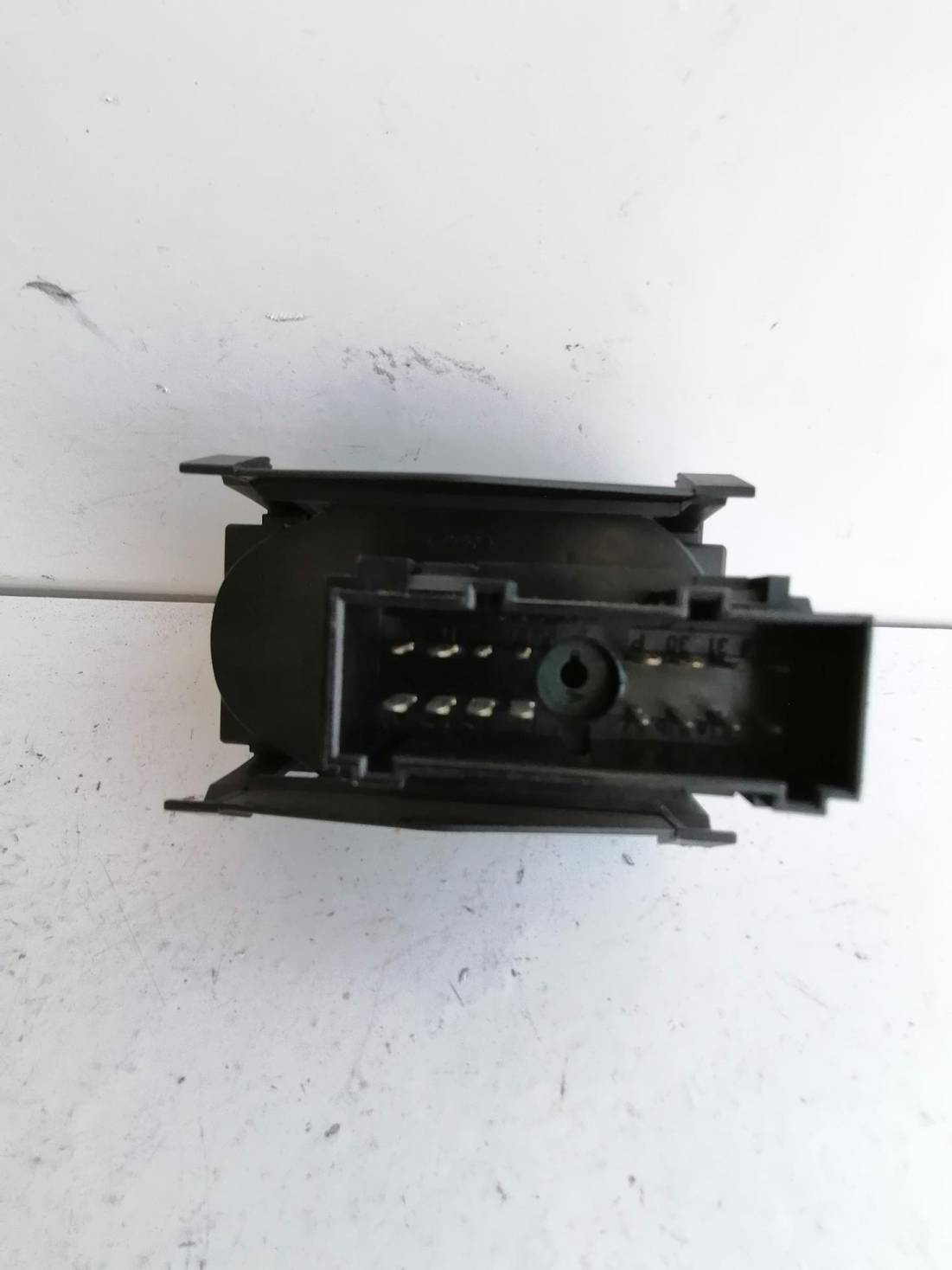 Interruttore blocco comando luci